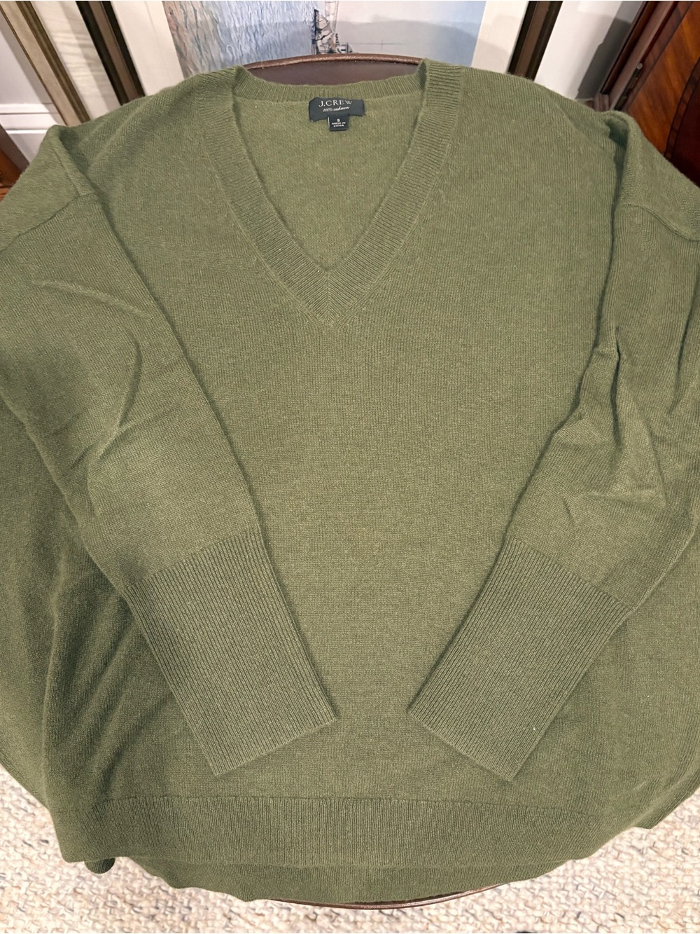 J. Crew Women’s cashmere V-Neck Sweater in Olive Green